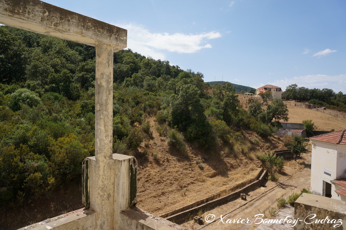 Ain Draham - Ruines Hotel La Foret (Urbex)
Mots-clés: geo:lat=36.73947331 geo:lon=8.67967784 geotagged Jundūbah Les Ch&ecirc;nes TUN Tunisie Jendouba Ain Draham Ruines Urbex Hotel La Foret