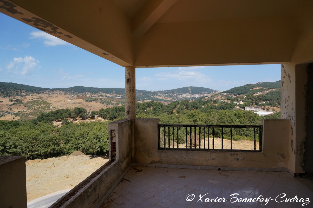 Ain Draham - Ruines Hotel La Foret (Urbex)
Mots-clés: geo:lat=36.73947331 geo:lon=8.67967784 geotagged Jundūbah Les Ch&ecirc;nes TUN Tunisie Jendouba Ain Draham Ruines Urbex Hotel La Foret