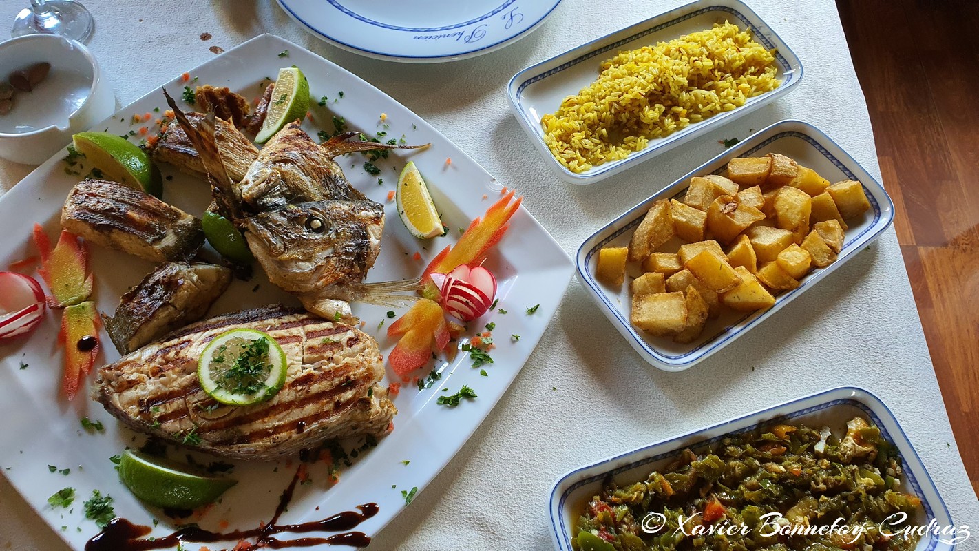 Bizerte - Le Vieux Port - Restaurant Le Ph&eacute;nicien
Mots-clés: Banzart geo:lat=37.27577522 geo:lon=9.87591773 geotagged La Ksiba TUN Tunisie Bizerte Restaurant Le Ph&eacute;nicien Le vieux port bateau