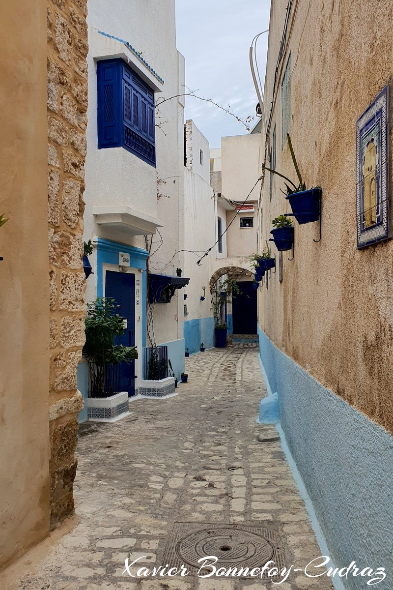 Bizerte - La Medina
Mots-clés: Banzart geo:lat=37.27854337 geo:lon=9.87547114 geotagged La Kasbah TUN Tunisie Bizerte Medina