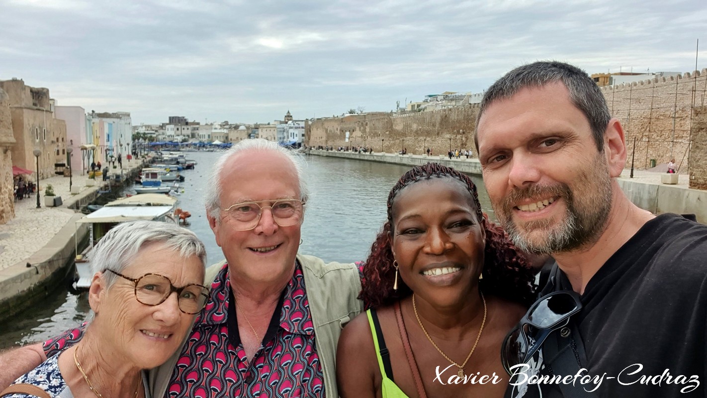 Bizerte - Le Vieux Port
Mots-clés: Banzart geo:lat=37.27865862 geo:lon=9.87723738 geotagged La Kasbah TUN Tunisie Bizerte Le vieux port