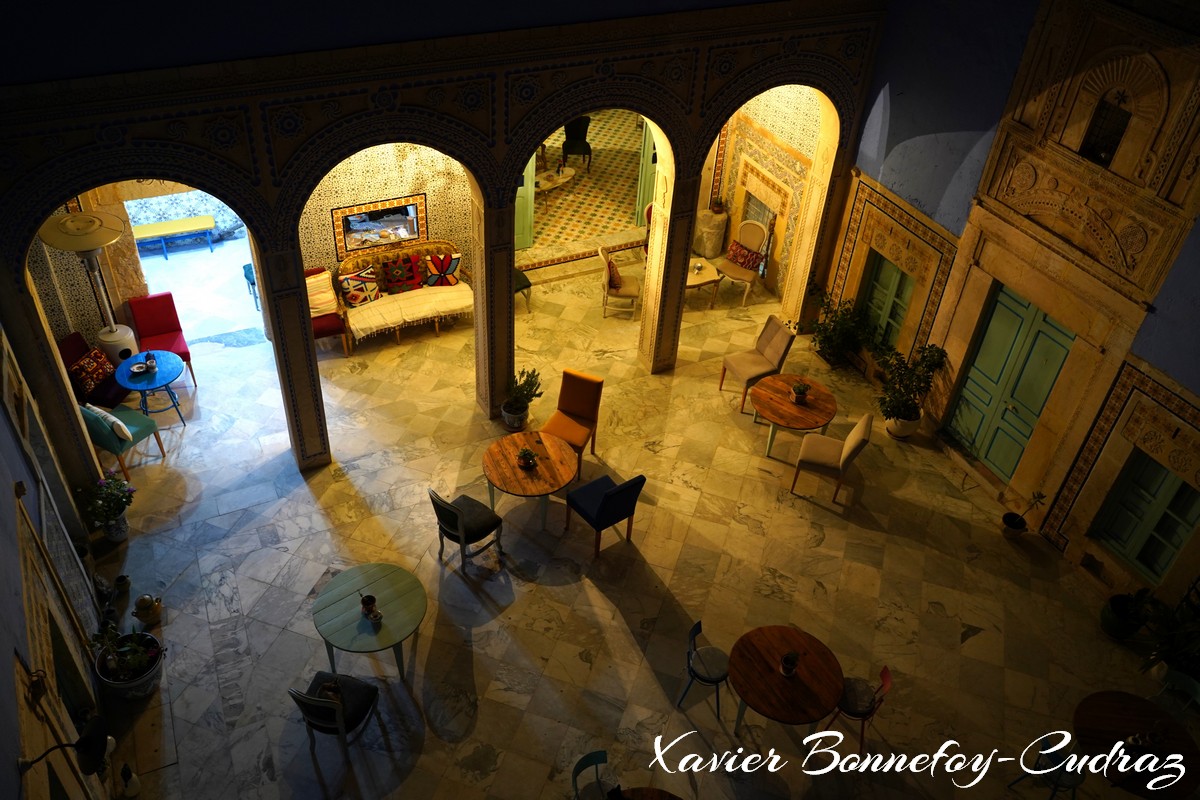 Sousse by Night - La Medina - Dar Lekbira
Mots-clés: geo:lat=35.82618031 geo:lon=10.63798293 geotagged La Medina Sūsah TUN Tunisie Sousse patrimoine unesco Nuit Dar Lekbira