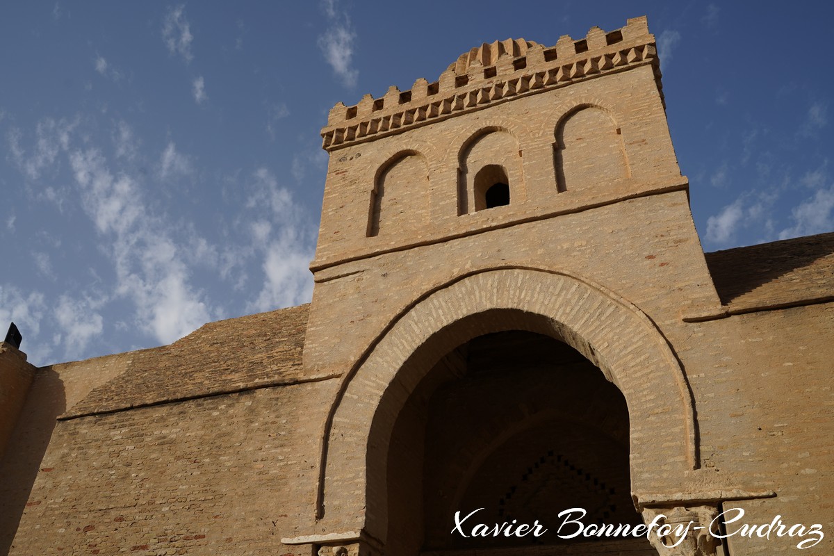 Kairouan - Medina - Mosquee Oqba Ibn Nafi
Mots-clés: Al Qayrawān geo:lat=35.68165650 geo:lon=10.10337643 geotagged Sidi Ben Slama TUN Tunisie Kairouan patrimoine unesco Medina Mosquee Oqba Ibn Nafi Mosque Religion Grand Mosque