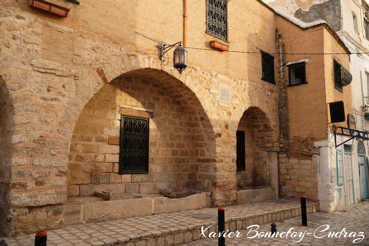 Kairouan - Medina - Bir Barrouta
Mots-clés: Al Qayrawān Barrouta geo:lat=35.67615406 geotagged geo:lon=10.10077938 TUN Tunisie Kairouan patrimoine unesco Medina Bir Barrouta