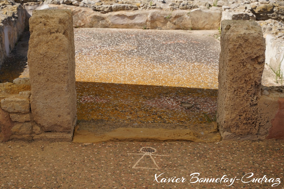 Cap Bon - Site archeologique de Kerkouane - Symbole Tanit
Mots-clés: geo:lat=36.94710999 geo:lon=11.09899633 geotagged Kerkouane Nābul TUN Tunisie Nabeul Site arch&eacute;ologique de Kerkouane Ruines Ruines romaines Ruines puniques patrimoine unesco