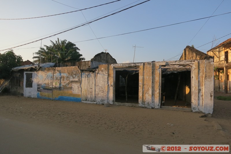 Grand-Bassam - Quartier historique
Mots-clés: patrimoine unesco sunset Grand Bassam