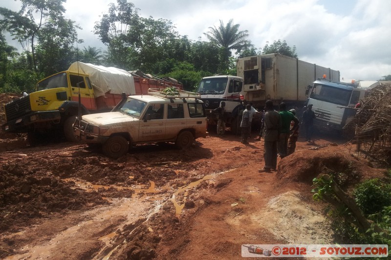 Road from Zwedru - Mud spot
Mots-clés: voiture