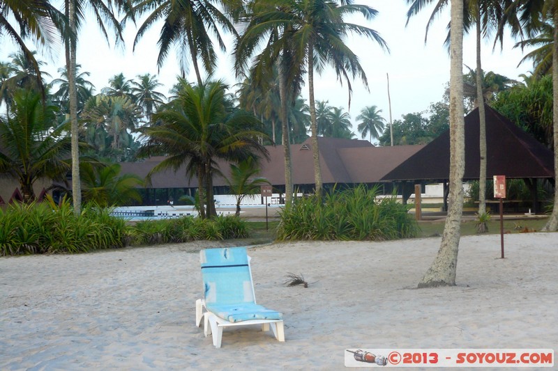 Assinie - L'ancien Club Med (Les Bronzés)
Mots-clés: CIV CÃ´te d'Ivoire Ebotiam geo:lat=5.15512139 geo:lon=-3.44313481 geotagged Sud-Como plage