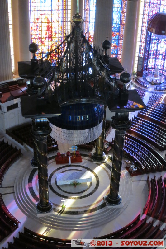 Yamoussoukro - Basilique de Notre Dame de la Paix
Mots-clés: CIV C&Atilde;&acute;te d'Ivoire geo:lat=6.81149353 geo:lon=-5.29654293 geotagged Lacs Yamoussoukro Basilique de Notre Dame de la Paix Eglise Architecture Vitrail