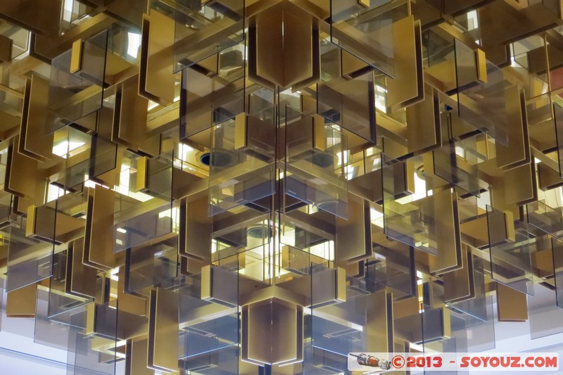 Yamoussoukro - Fondation Felix Houphouet-Boigny - Plafonnier
La Fondation Felix Houphouet-Boigny pour la recherche de la Paix
Mots-clés: CIV C&Atilde;&acute;te d'Ivoire geo:lat=6.79692769 geo:lon=-5.26472912 geotagged Lacs Nzuessi Yamoussoukro Fondation Felix Houphouet-Boigny Architecture