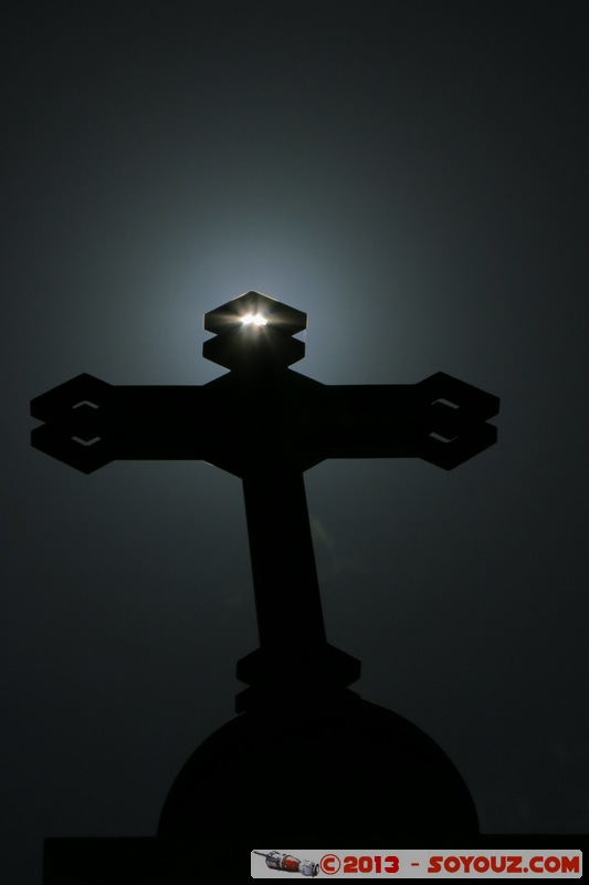 Yamoussoukro - Basilique de Notre Dame de la Paix
Mots-clés: CIV C&Atilde;&acute;te d'Ivoire geo:lat=6.81795964 geo:lon=-5.29306536 geotagged Lacs Yamoussoukro Basilique de Notre Dame de la Paix Eglise Architecture Lumiere soleil