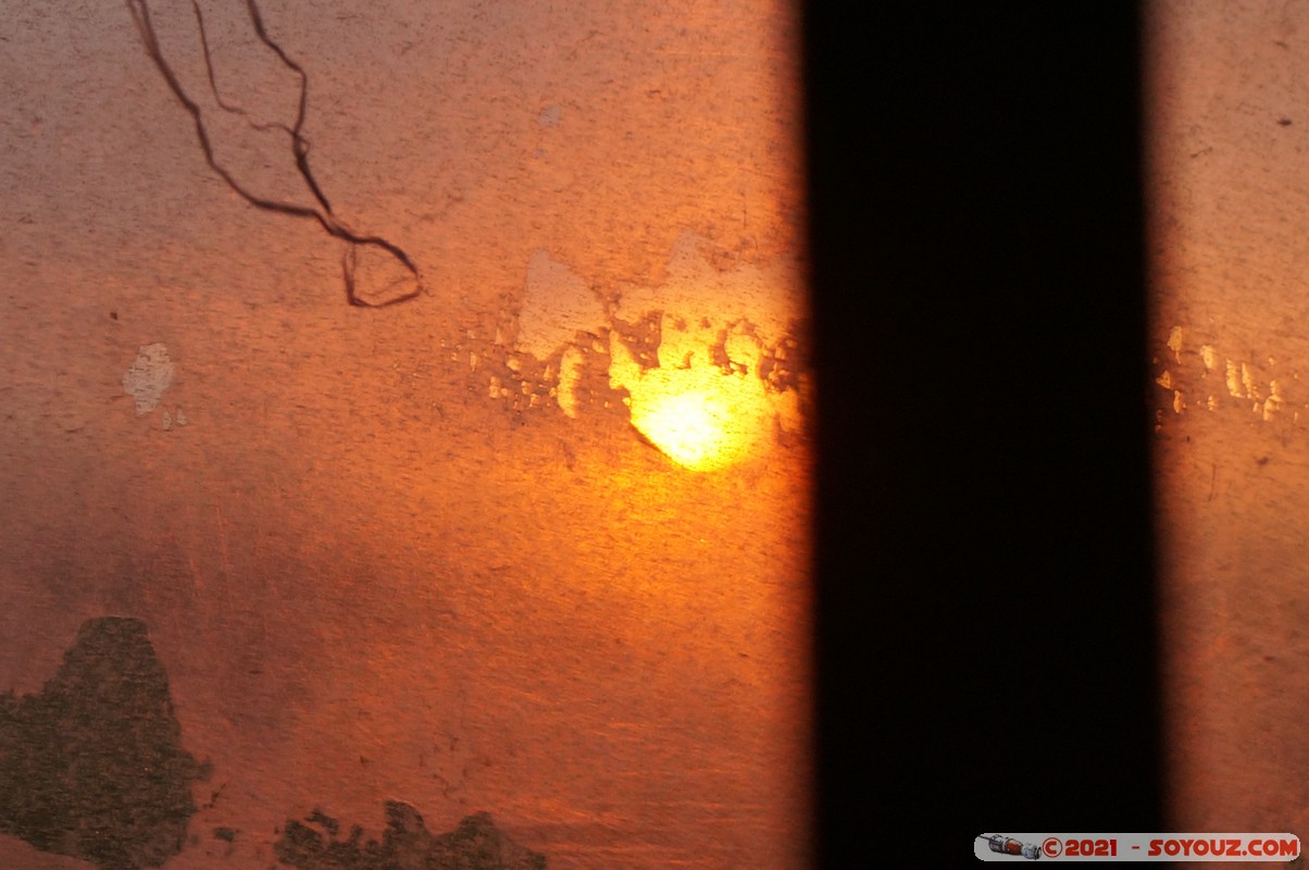 Masai Mara - Sunset on the savannah
Mots-clés: geo:lat=-1.40182124 geo:lon=34.98764027 geotagged KEN Kenya Narok Oloolaimutia Masai Mara Lumiere paysage sunset