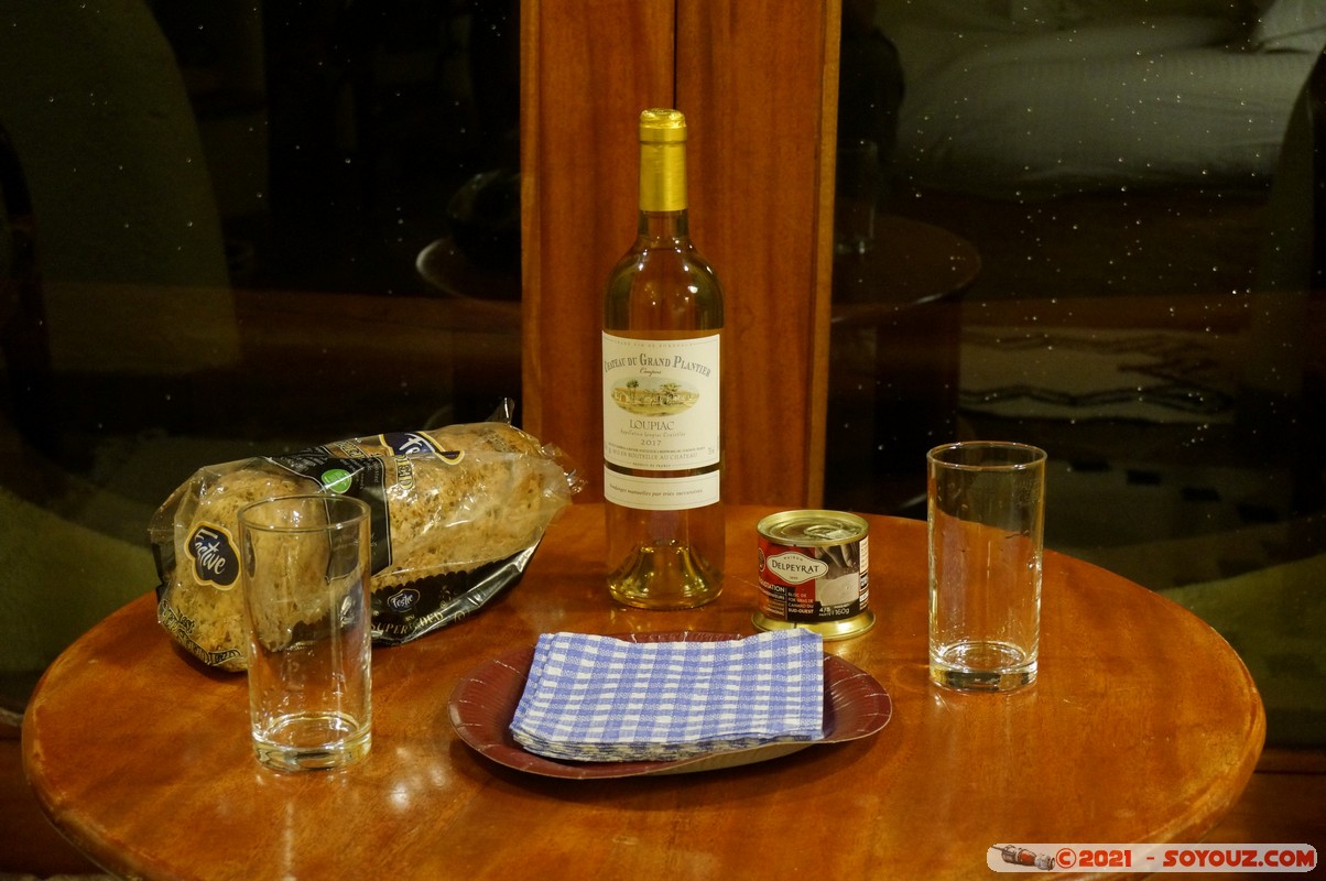 Mara Serena Safari Lodge - Christmas Eve 2020
Mots-clés: geo:lat=-1.40120349 geo:lon=35.02635828 geotagged KEN Kenya Narok Ol Kiombo