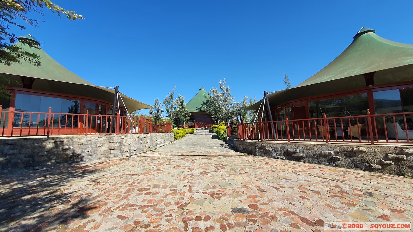 Masai Mara - AA Lodge Mara
Mots-clés: geo:lat=-1.49433758 geo:lon=35.34958735 geotagged KEN Kenya Naboisho Narok Masai Mara AA Lodge Mara