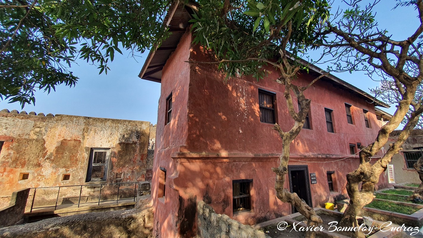 Mombasa - Fort Jesus
Mots-clés: geo:lat=-4.06255968 geo:lon=39.68002465 geotagged KEN Kenya Mombasa Tayari Fort Jesus patrimoine unesco