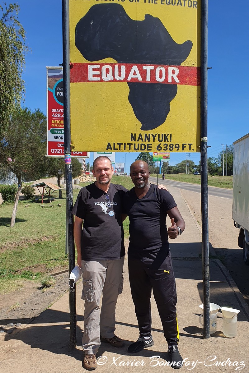 Nanyuki - On the Equator line
Mots-clés: geo:lat=-0.00029445 geo:lon=37.07027090 geotagged KEN Kenya Laikipia Nanyuki Equateur