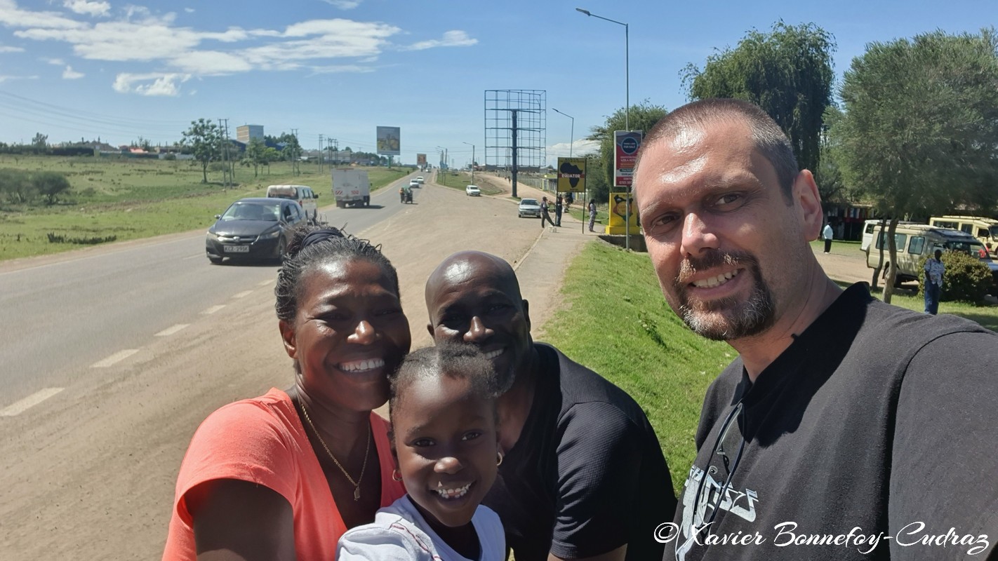 Nanyuki - On the Equator line
Mots-clés: geo:lat=0.00001815 geo:lon=37.07040957 geotagged KEN Kenya Laikipia Nanyuki Equateur