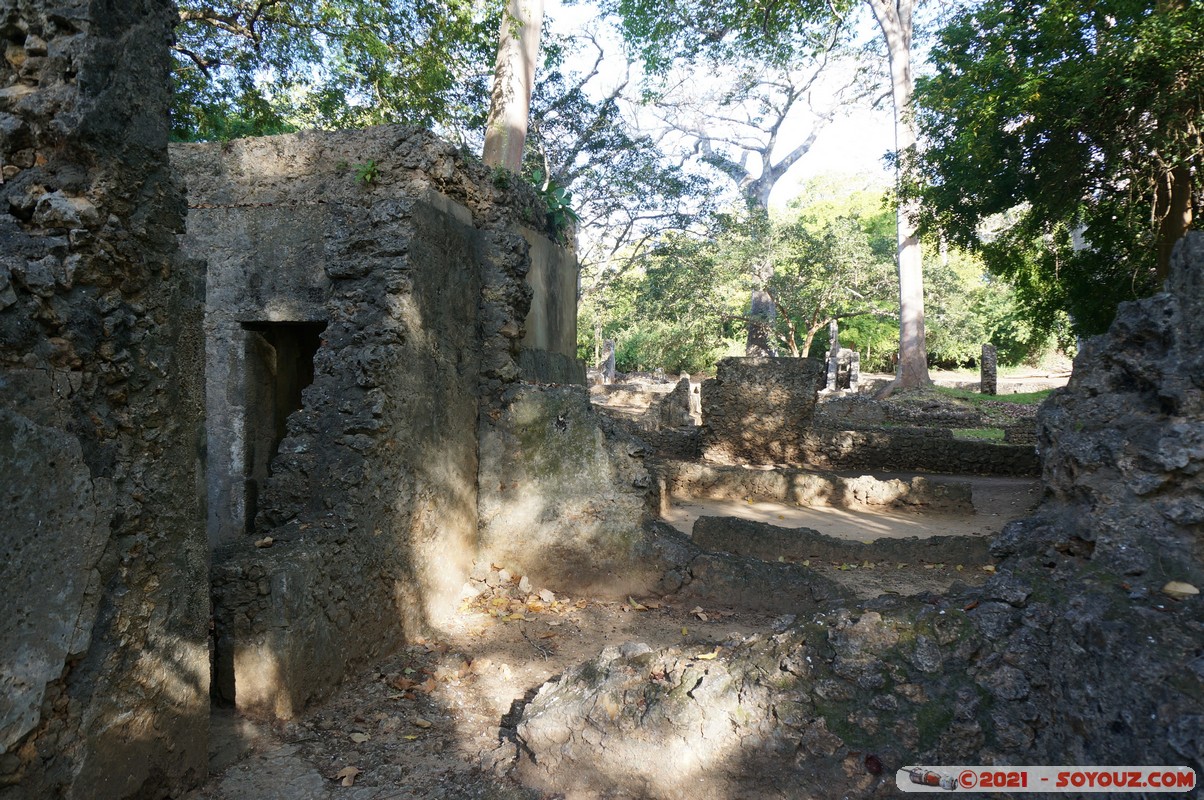 Watamu - Gede Ruins - House of the Cistern
Mots-clés: Gedi geo:lat=-3.30962737 geo:lon=40.01694980 geotagged KEN Kenya Kilifi Gede Ruins Ruines House of the Cistern Watamu