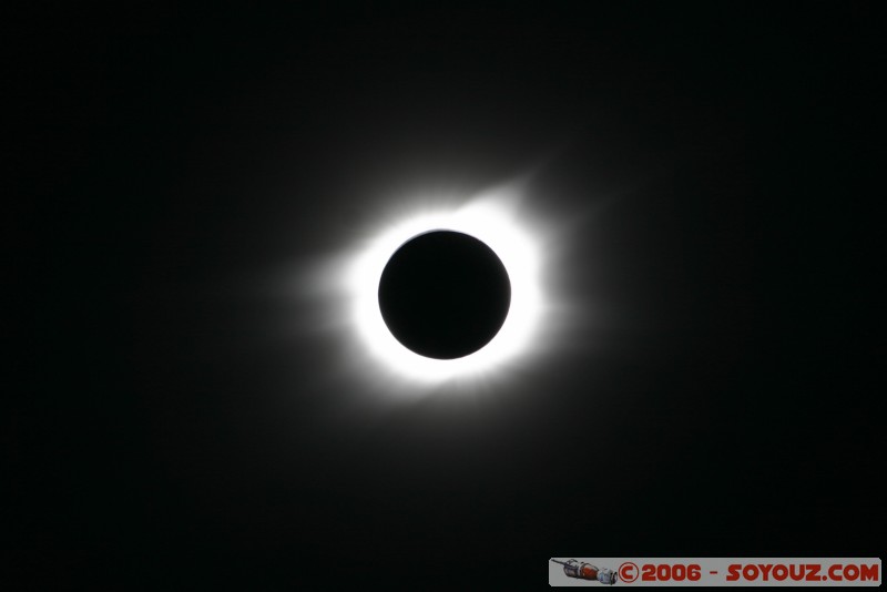 12h18 - 1/5 - f/11
Couronne solaire
