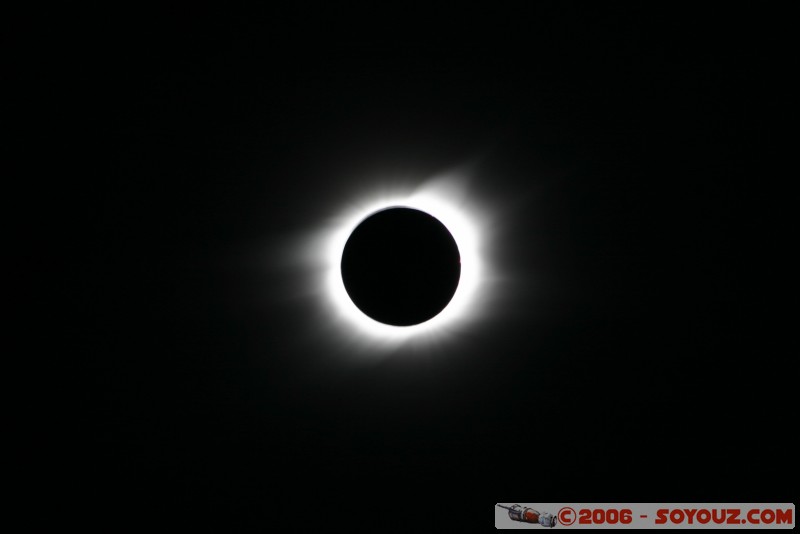 12h18 - 1/8 - f/11
Couronne solaire
