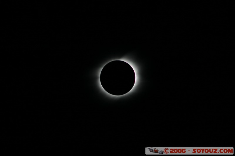 12h19 - 1/80 - f/11
Couronne solaire
