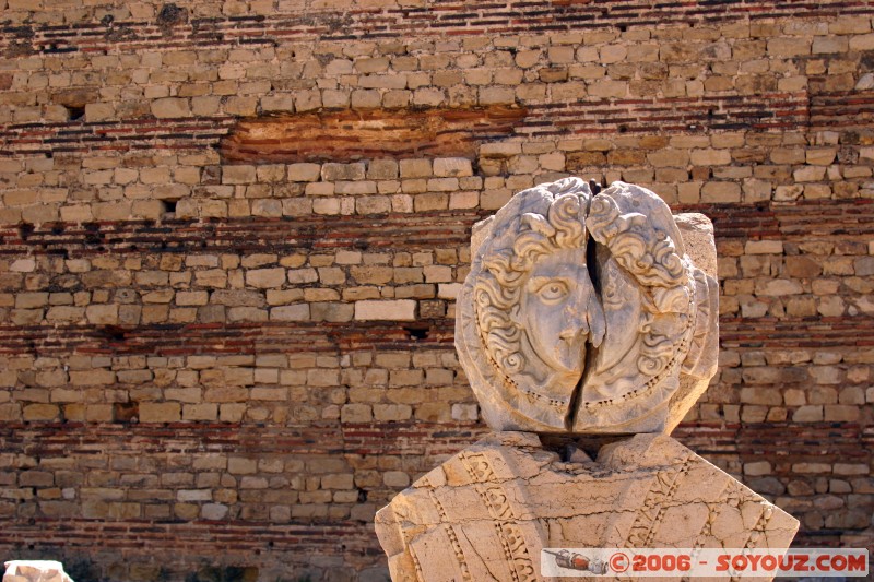 Forum Severan
D�tails
