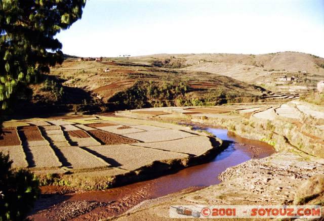 Sur la route d'Anstirabe
