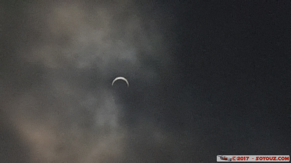 Kinshasa - Eclipse partielle de Soleil du 01.09.16
Mots-clés: COD geo:lat=-4.31604177 geo:lon=15.27355224 geotagged Kalina Kinshasa R&eacute;publique D&eacute;mocratique du Congo soleil Eclipse Astronomie