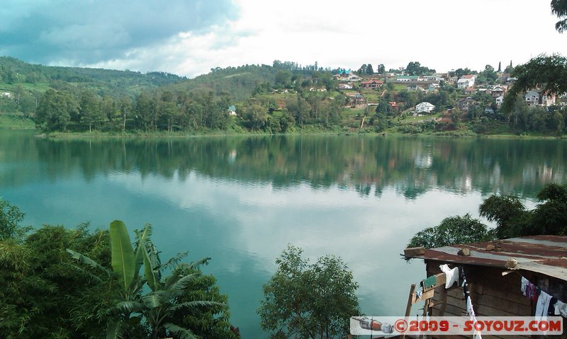 Bukavu
Mots-clés: Lac