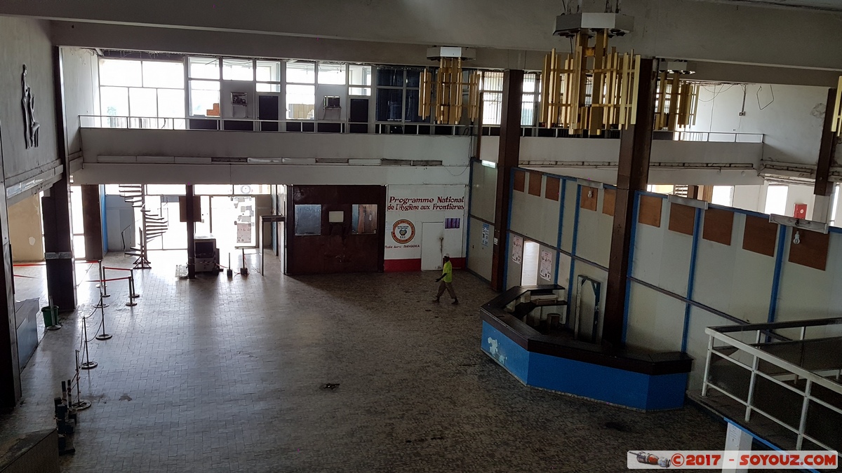 Aeroport de Kisangani
Mots-clés: Bangoka COD geo:lat=0.49231877 geo:lon=25.33040375 geotagged R&eacute;publique D&eacute;mocratique du Congo Tshopo Kisangani