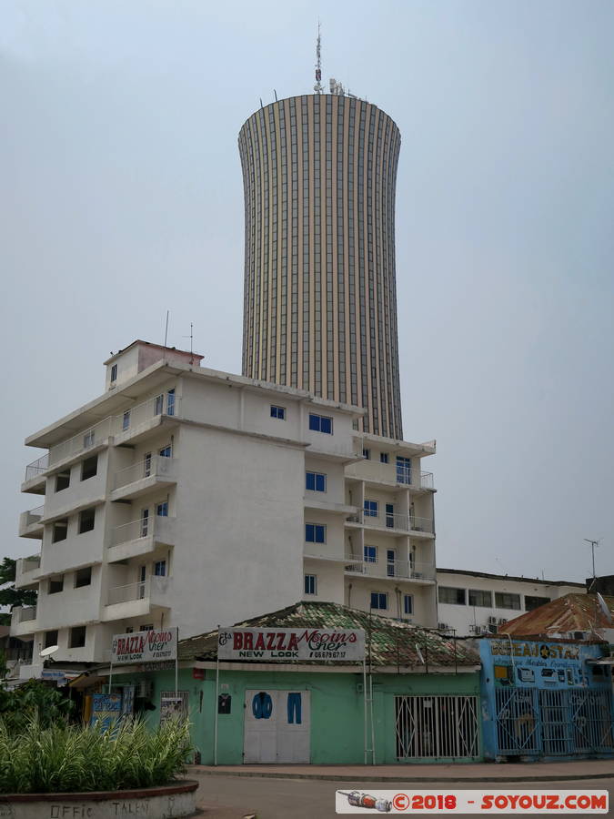 Brazzaville - Tour Nabemba
Mots-clés: Brazzaville COG geo:lat=-4.27081413 geo:lon=15.28928319 geotagged R&eacute;publique du Congo Congo Tour Nabemba skyscraper