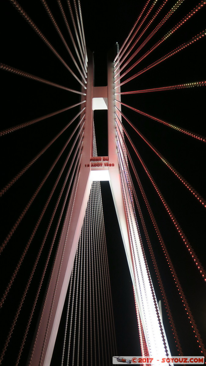 Brazzaville by night - Pont du 15 aout 1960
Mots-clés: COD geo:lat=-4.28786966 geo:lon=15.26705861 geotagged Kalina Kinshasa R&eacute;publique D&eacute;mocratique du Congo Pont du 15 aout 1960 Pont Nuit