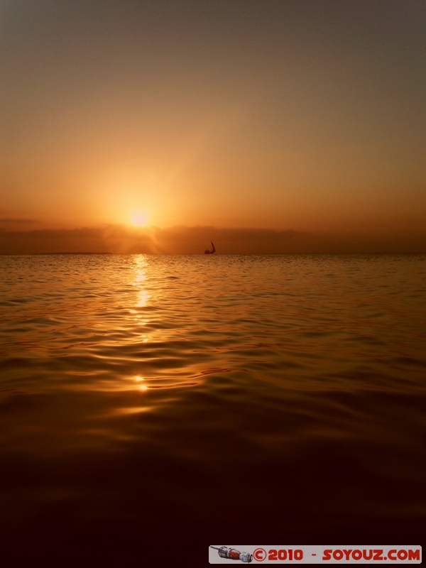 Zanzibar - Kendwa - Sunset
Mots-clés: sunset mer