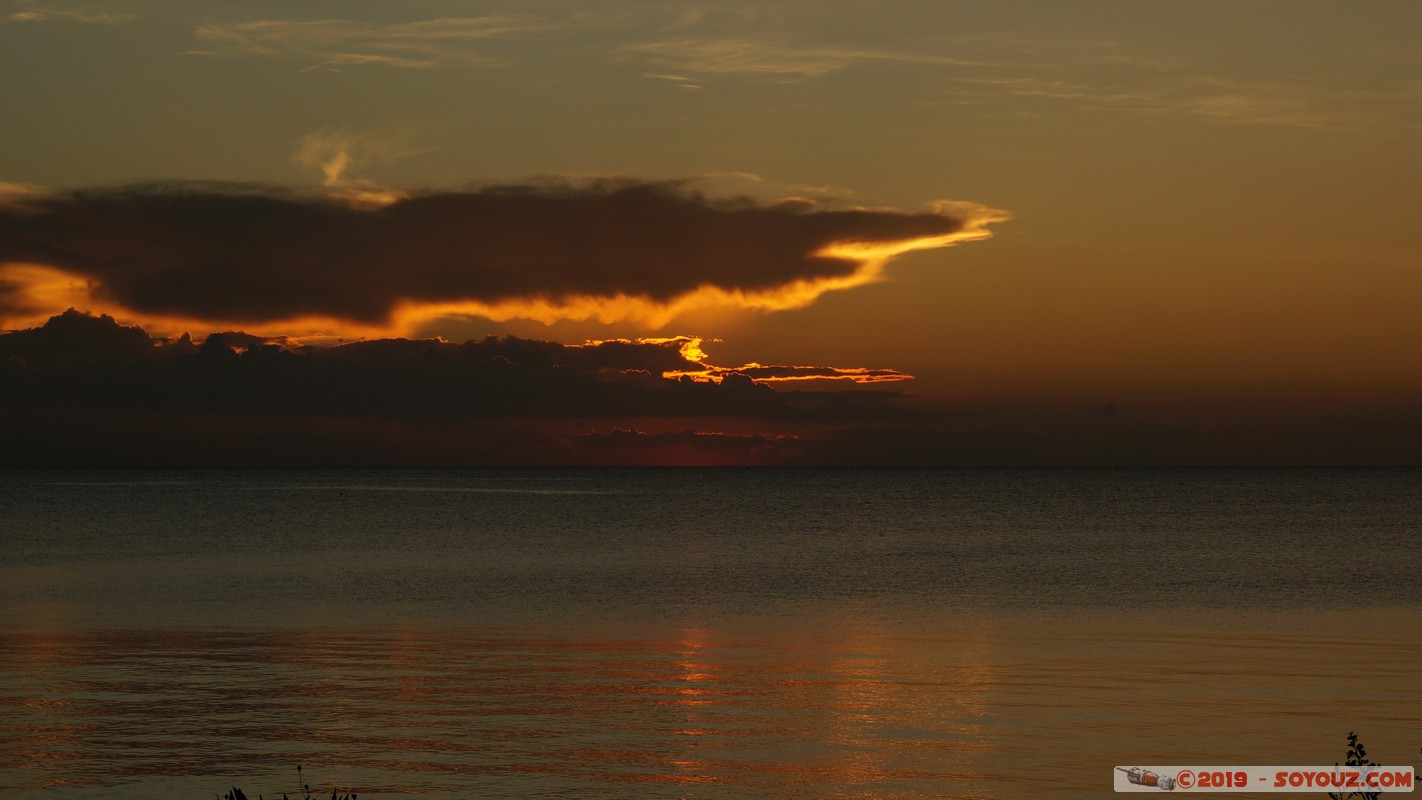 Zanzibar - Dimbani - Sunset
Mots-clés: Dimbani Tanzanie TZA Zanzibar Central/South Zanzibar Mer Karamba Resort sunset Lumiere