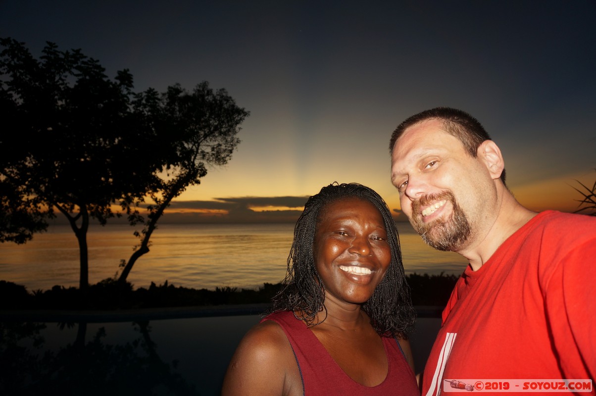 Zanzibar - Dimbani - Sunset
Mots-clés: Dimbani Tanzanie TZA Zanzibar Central/South Zanzibar Mer Piscine Karamba Resort sunset