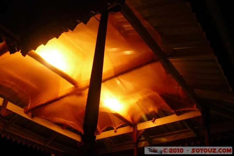 Zanzibar - Stone Town - 236 Hurumzi Tower Top Restaurant
Mots-clés: Restaurants