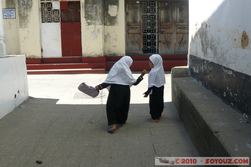 Zanzibar - Stone Town - Two young girls
Mots-clés: personnes patrimoine unesco