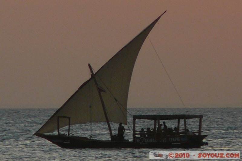 Zanzibar - Stone Town - Sunset
Mots-clés: bateau sunset