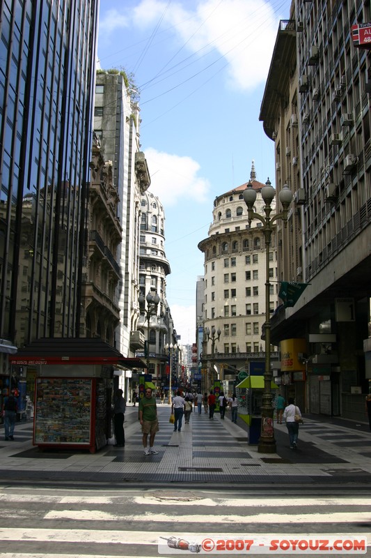 Buenos Aires - Monserrat - Av Florida
