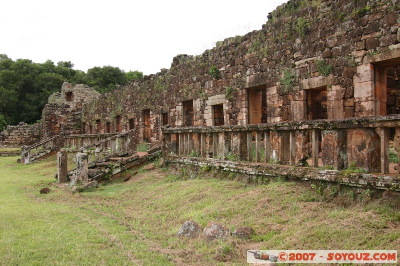 San Ignacio - Ruines Mission San Ignacio - Patio del Colegio
