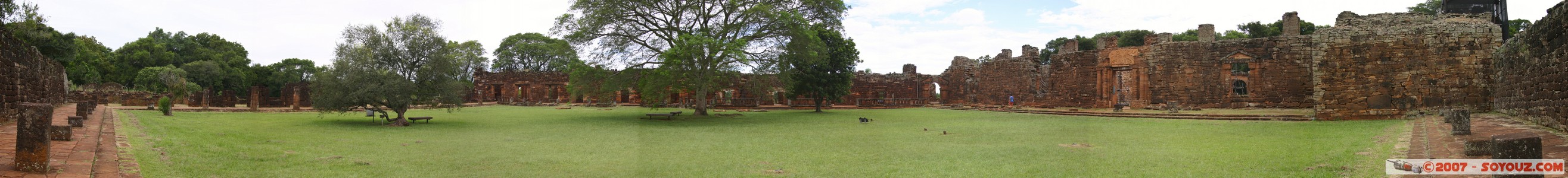 San Ignacio - Ruines Mission San Ignacio - Patio del Colegio - vue panoramique
