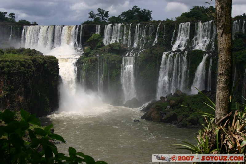 Cataratas del Iguazu - Salto San Martin, Salto Mbigua, Salto Bernabé Mendez
Mots-clés: cascade