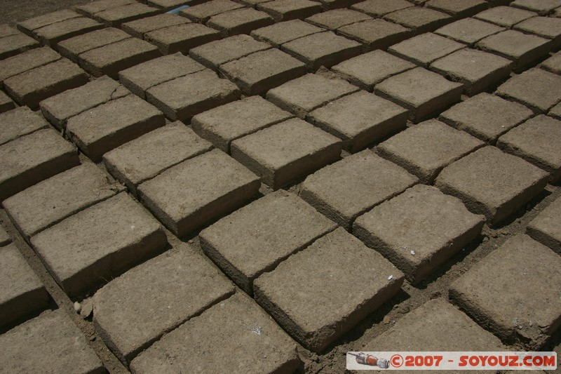 Salar de Chalviri - Laguna Salada
