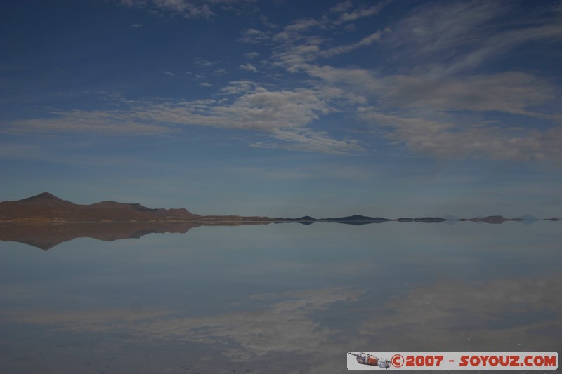 Salar de Uyuni- reflets sur le Salar pendant la saison des pluies
