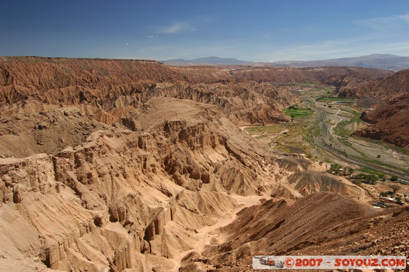 Rio Puritama
Mots-clés: Ruines