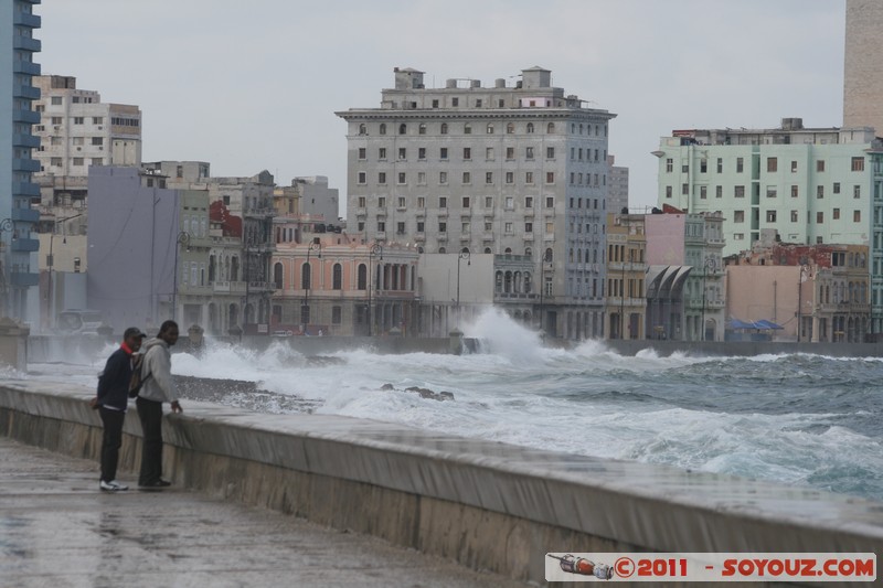 La Havane - Malecon - Tormenta
Mots-clés: Centro Habana Ciudad de La Habana CUB Cuba geo:lat=23.14397838 geo:lon=-82.36103804 geotagged mer vagues personnes