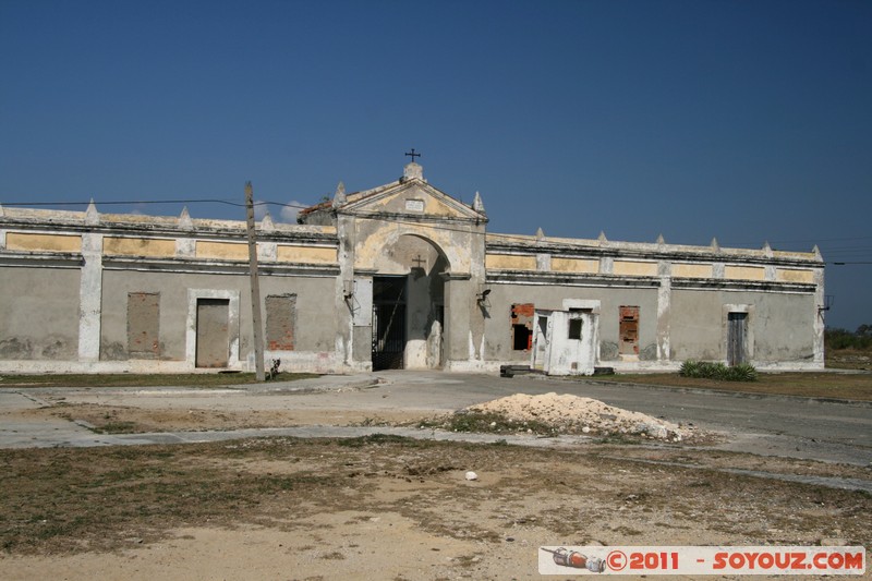 Cienfuegos - Cementerio de Reina
Mots-clés: Cienfuegos CUB Cuba geo:lat=22.14538998 geo:lon=-80.46331303 geotagged OÃ¢â�¬â�¢Bourke patrimoine unesco cimetiere