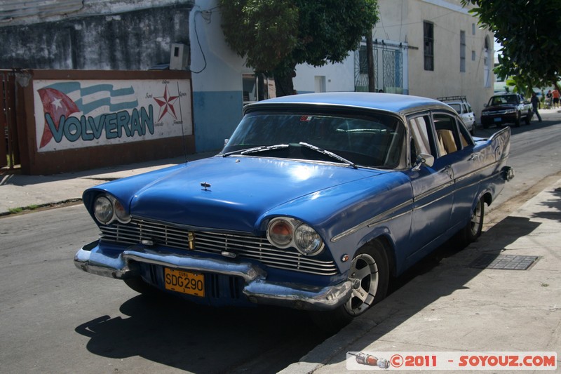 Cienfuegos - Reparto Pueblo Nuevo - Maquina
Mots-clés: Cienfuegos CUB Cuba geo:lat=22.14366813 geo:lon=-80.45449180 geotagged Punta Gorda voiture maquina