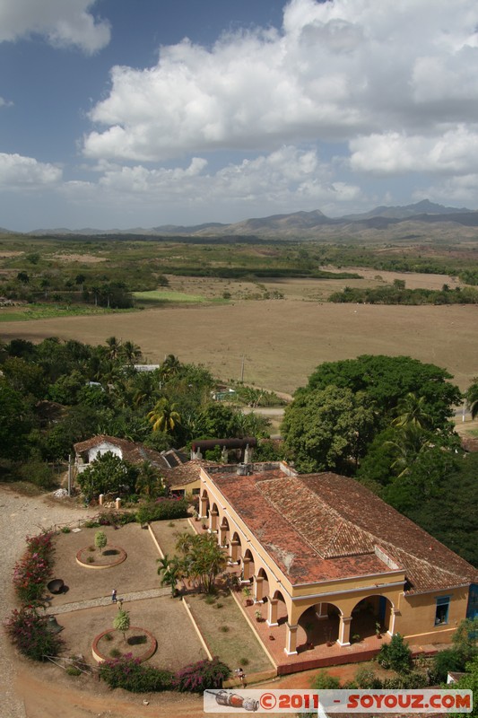 Valle de los Ingenios - Vista desde la Torre Iznaga - Casa Hacienda
Mots-clés: CUB Cuba geo:lat=21.84230763 geo:lon=-79.86648596 geotagged Iznaga Sancti Sp&Atilde;&shy;ritus patrimoine unesco Colonial Espagnol