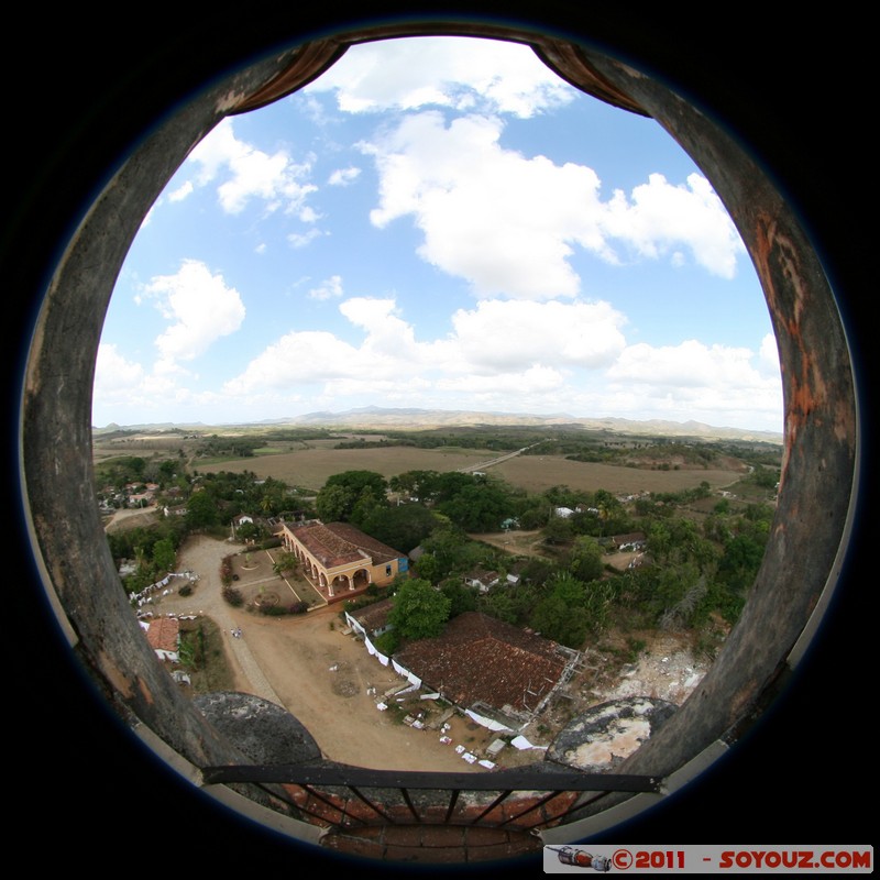 Valle de los Ingenios - Panorama desde la Torre Iznaga
Mots-clés: CUB Cuba geo:lat=21.84239566 geo:lon=-79.86652324 geotagged Iznaga Sancti Sp&Atilde;&shy;ritus patrimoine unesco Fish eye